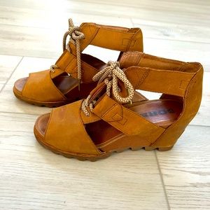 Sorel Wedge 7.5! Offers Welcome!